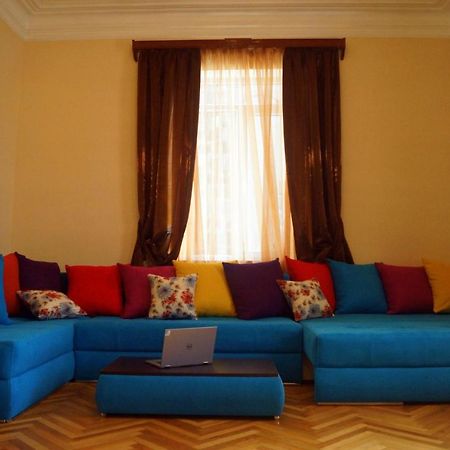 Arteast Hostel เยเรวาน ภายนอก รูปภาพ