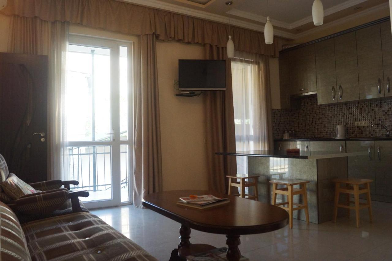 Arteast Hostel เยเรวาน ภายนอก รูปภาพ